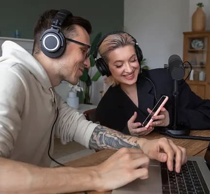 Creators & Social Teams